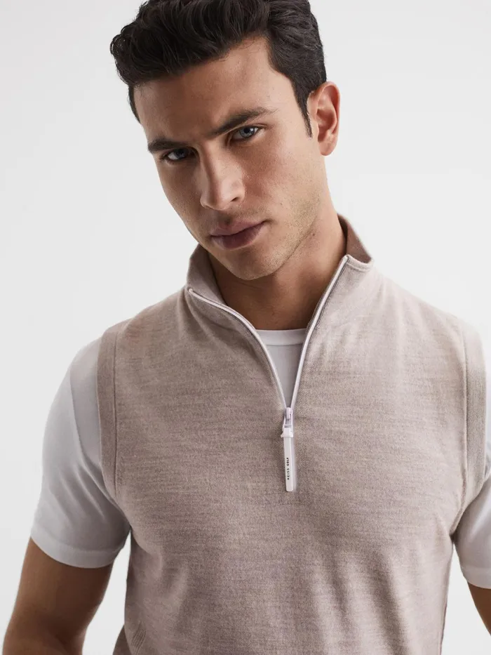Reiss Knitwear Wedge Golf Merino Sleeveless HalfZip Jumper Stone Melange 8211 Men
