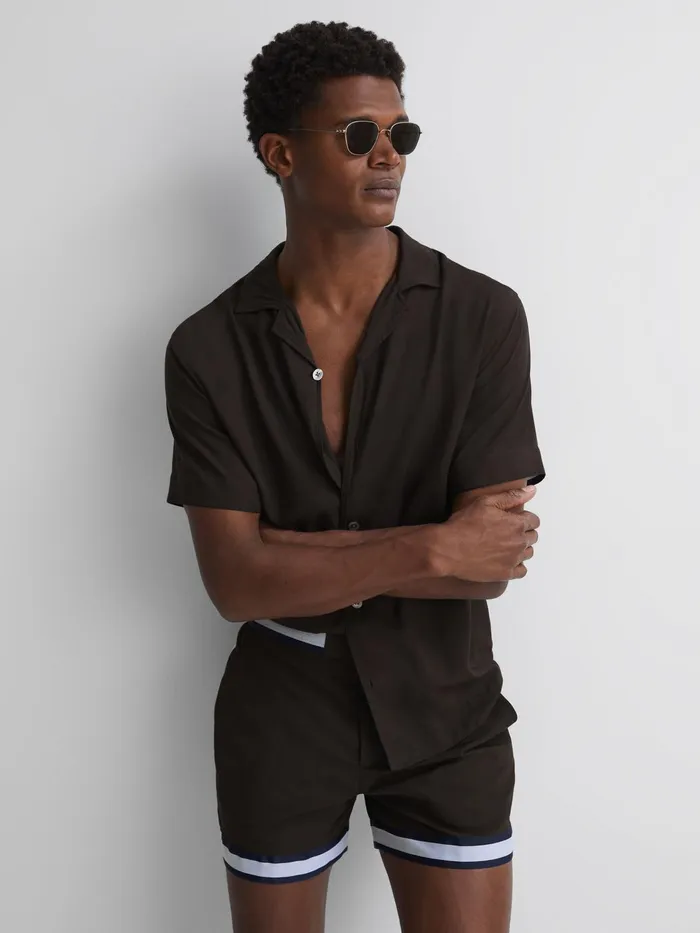 Reiss Shorts Baller Reiss Ch Elasticated Waist Contrast Swim Shorts Chocolatenavy 8211 Men Reiss Shorts Baller Reiss Ch Elasticated Waist Contrast Swim Shorts Chocolatenavy 8211 Men