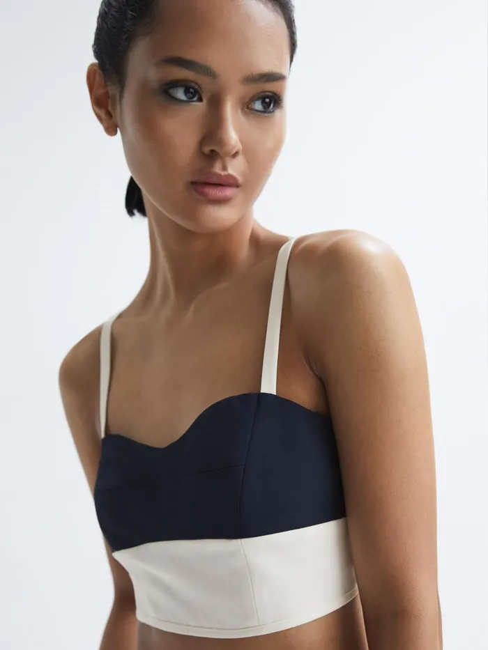 Reiss Tops Amara Colourblock Cropped Top Navywhite 8211 Women