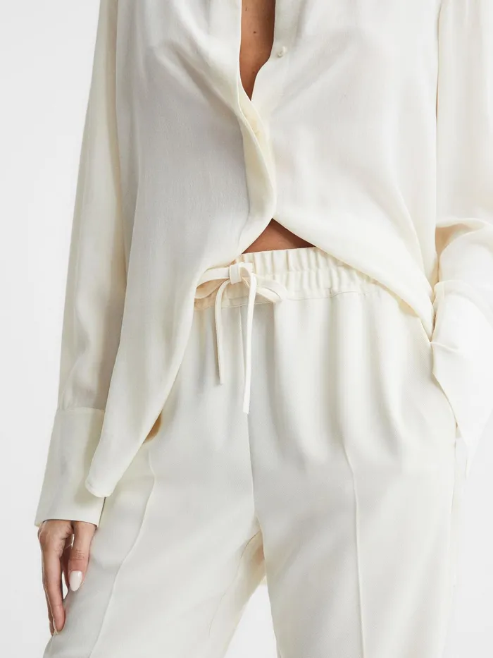 Reiss Trousers Hailey PullOn Tapered Trousers Cream 8211 Women