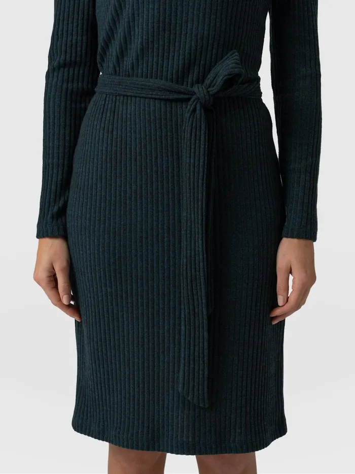 Remi Roll Neck Dress 8211 Green Green Women Saint And Sofia Dresses