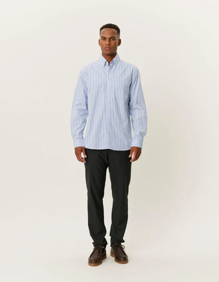 ShirtsOvershirts Men Les Deux Kent Stripe Peached Poplin Shirt 8211 Bel Air BlueOyster Rose