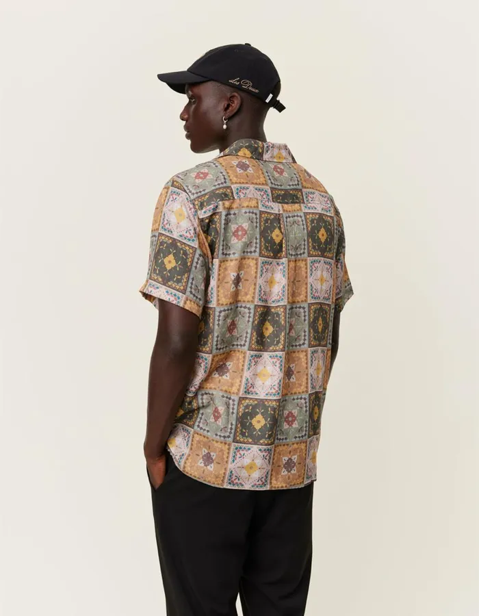ShirtsOvershirts Men Les Deux Tiles AOP SS Shirt 8211 Multicolor