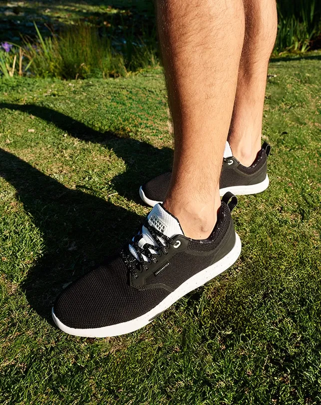 Shoes THE DAILY PRO HYBRID PRINT SHOE Blackwhite TravisMathew Casual Shoes