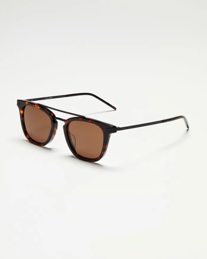 Shop Sunglasses Women PAIGE James Sunglasses 8211 Dark Tortoise