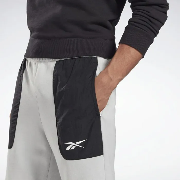 Shorts Mens Reebok MYT Shorts Pure Grey 2