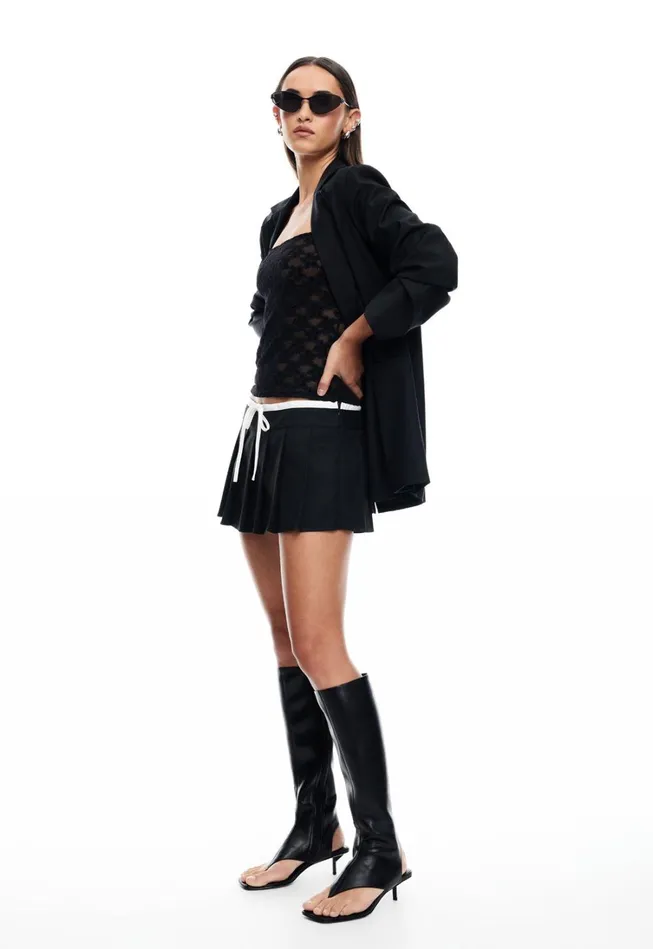 Shorts Women Lioness Fashion DYNASTY MINI SKORT Onyx Shorts Women Lioness Fashion DYNASTY MINI SKORT Onyx