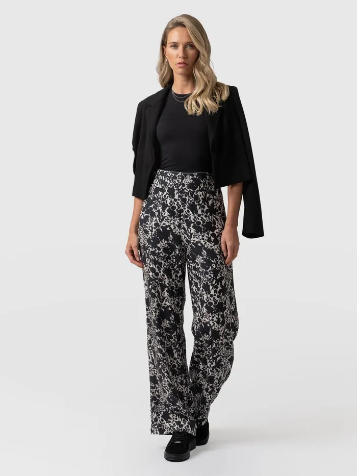 Sienna High Waisted Pant 8211 Black Cream Floral Black Cream Floral Women Saint And Sofia Pants Sienna High Waisted Pant 8211 Black Cream Floral Black Cream Floral Women Saint And Sofia Pants