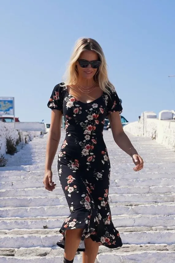 Sosandar Black Floral Print Sweetheart Neckline Midi Dress Black Women Dresses