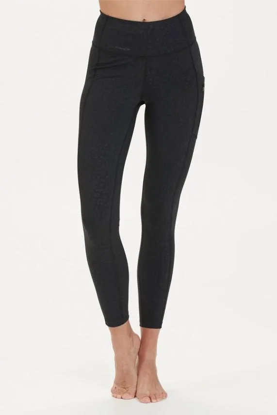 Sosandar Black Leopard Print Sculpting Activewear Leggings With Side Pocket Black Women Activewear Sosandar Black Leopard Print Sculpting Activewear Leggings With Side Pocket Black Women Activewear