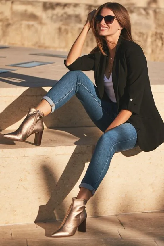 Sosandar Black Relaxed Fit Blazer Black Women Jackets and Coats