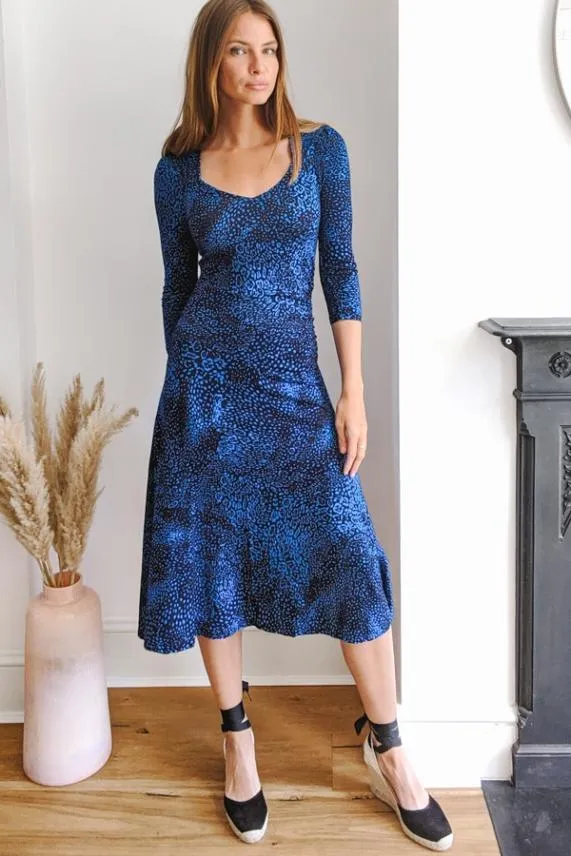 Sosandar Blue Animal Print Sweetheart Neckline Midi Dress Blue Women Dresses
