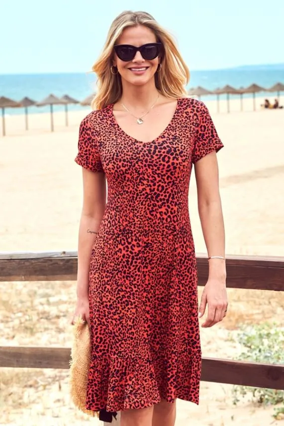 Sosandar Coral and Black Leopard Print Relaxed Fit Jersey Dress Coral Black Women Dresses Sosandar Coral and Black Leopard Print Relaxed Fit Jersey Dress Coral Black Women Dresses
