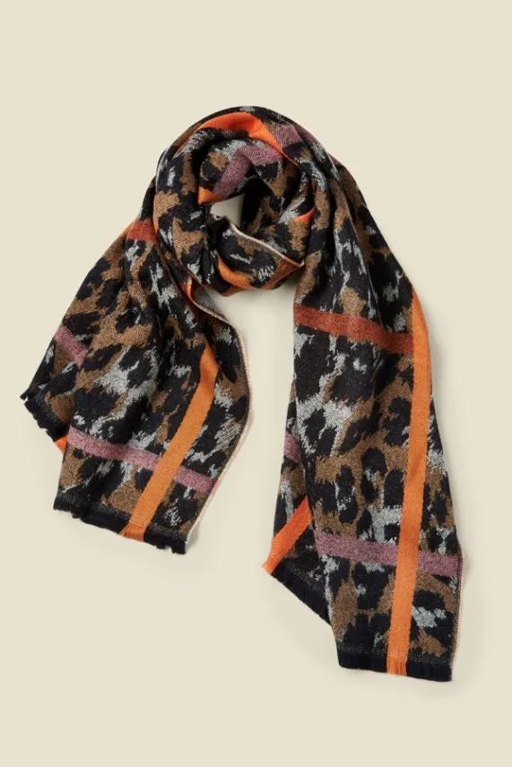 Sosandar Inga Leopard Print Oversized Scarf Women Hats Scarves and Gloves