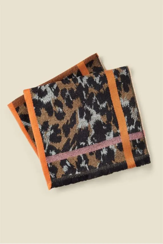 Sosandar Inga Leopard Print Oversized Scarf Women Hats Scarves and Gloves Sosandar Inga Leopard Print Oversized Scarf Women Hats Scarves and Gloves