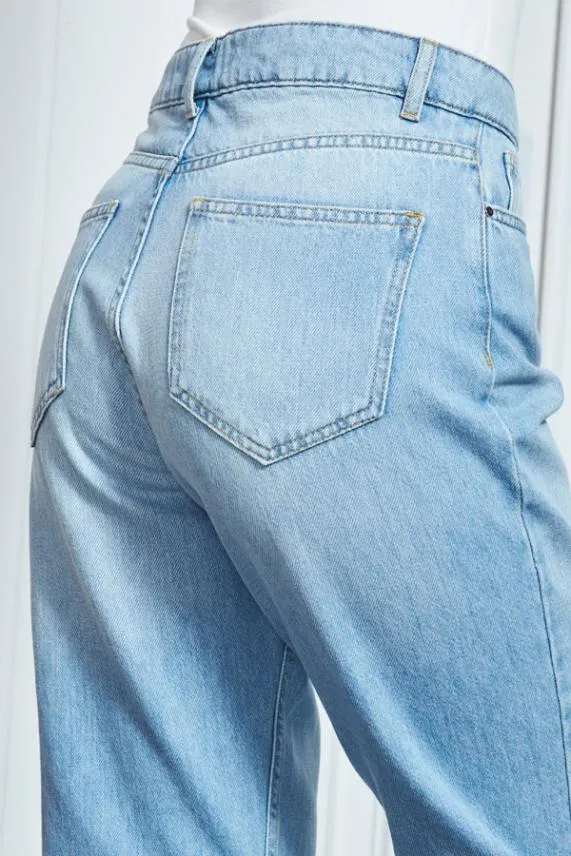 Sosandar Light Wash Denim Girlfriend Jeans Light Wash Women Jeans and Jeggings