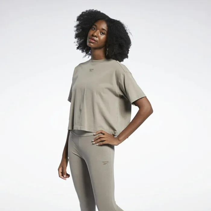 TShirts and Graphic Tees Womens Reebok Classics Natural Dye Cropped TShirt Trek Grey TShirts and Graphic Tees Womens Reebok Classics Natural Dye Cropped TShirt Trek Grey