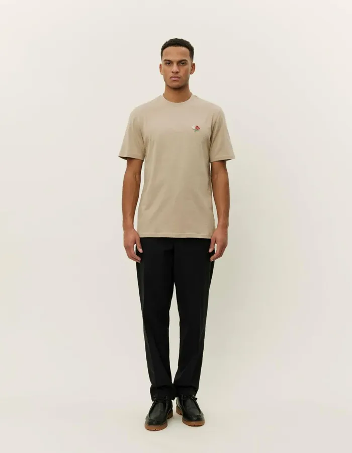 Tshirts Men Les Deux Clyde TShirt 8211 Dark Sand