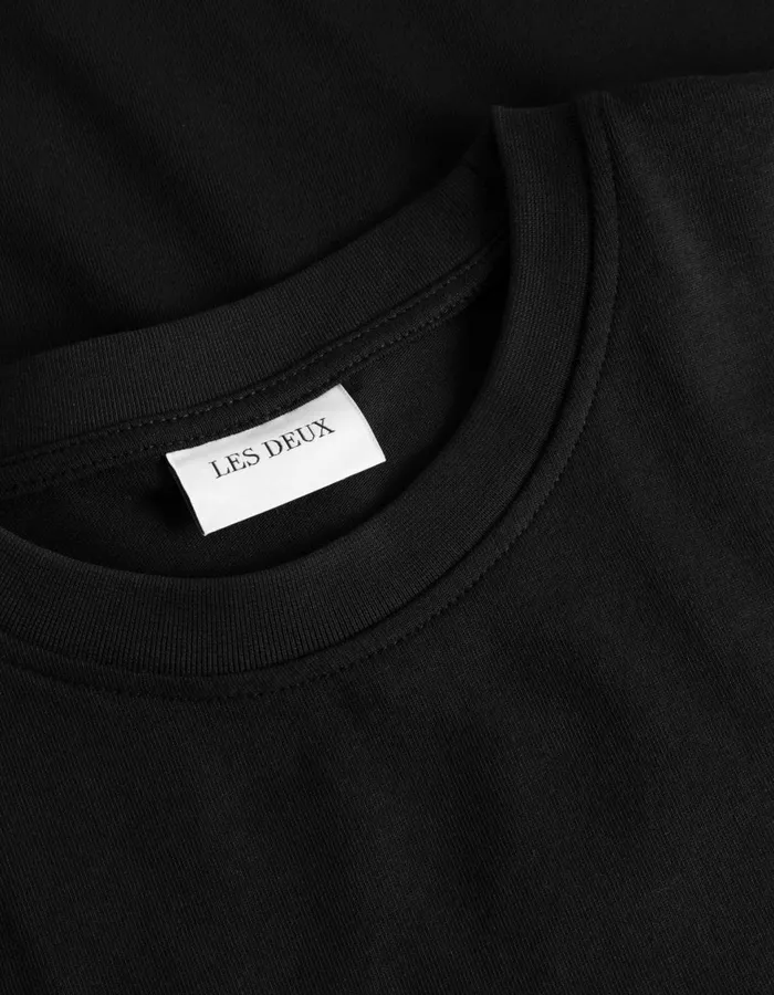 Tshirts Men Les Deux Crew LS TShirt 8211 BlackLight Ivory