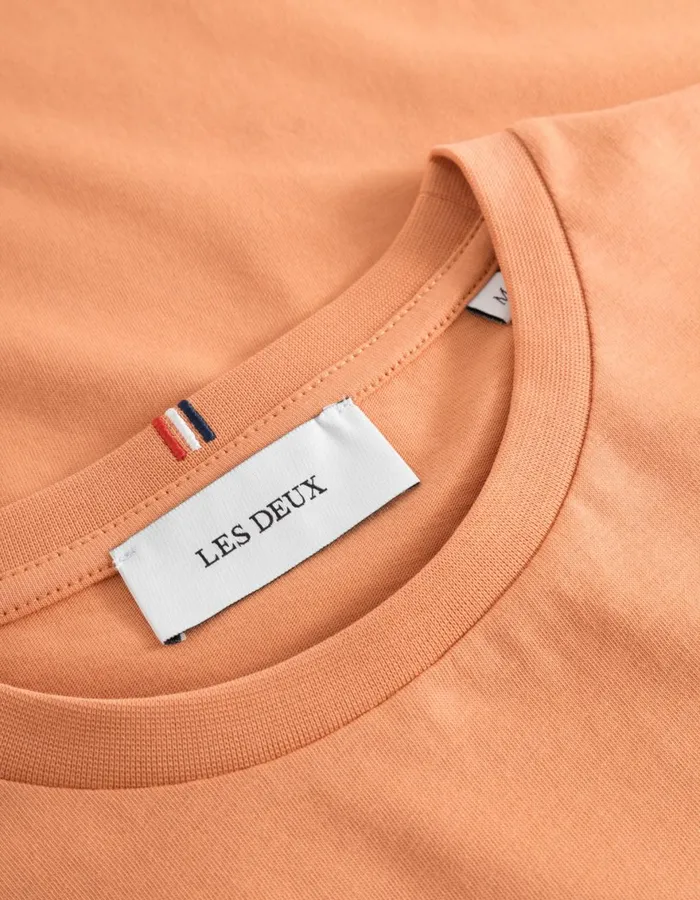 Tshirts Men Les Deux Norregaard TShirt 8211 Seasonal 8211 Baked PapayaOrange