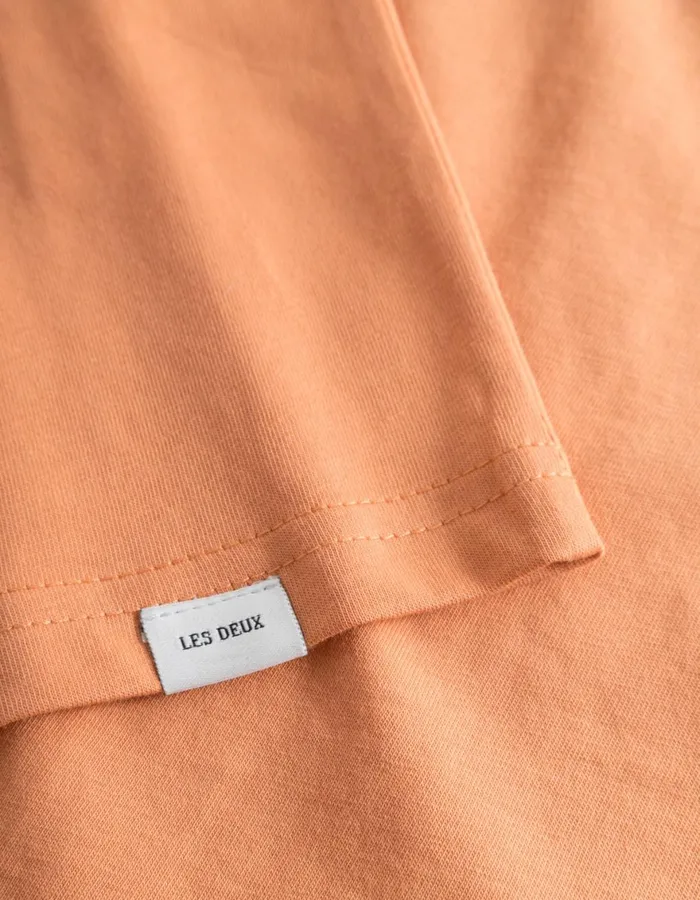 Tshirts Men Les Deux Norregaard TShirt 8211 Seasonal 8211 Baked PapayaOrange