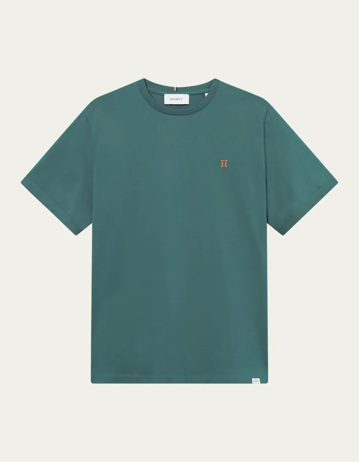 Tshirts Men Les Deux Norregaard TShirt 8211 Seasonal 8211 Pacific OceanOrange Tshirts Men Les Deux Norregaard TShirt 8211 Seasonal 8211 Pacific OceanOrange