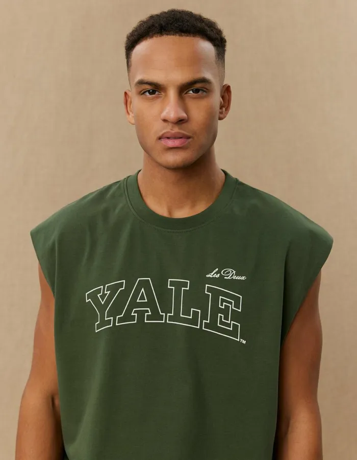 Tshirts Men Les Deux Yale Sleeveless TShirt 8211 Duffel Bag GreenIvory