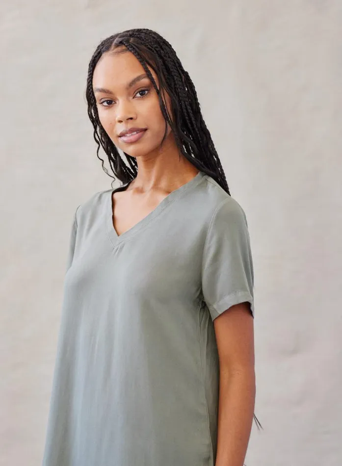VNeck Tee Dress 8211 Soft Army Women Bella Dahl Mini Dresses VNeck Tee Dress 8211 Soft Army Women Bella Dahl Mini Dresses