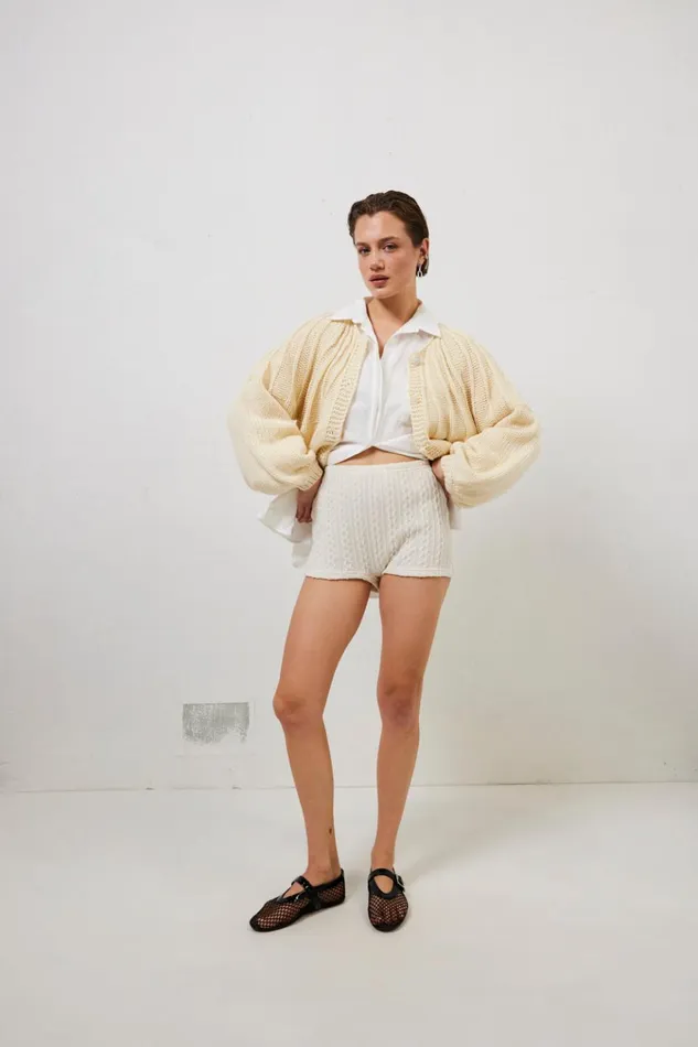 VRG GRL JumpersSweaters Riley Knit Cardigan Cream 8211 Women VRG GRL JumpersSweaters Riley Knit Cardigan Cream 8211 Women