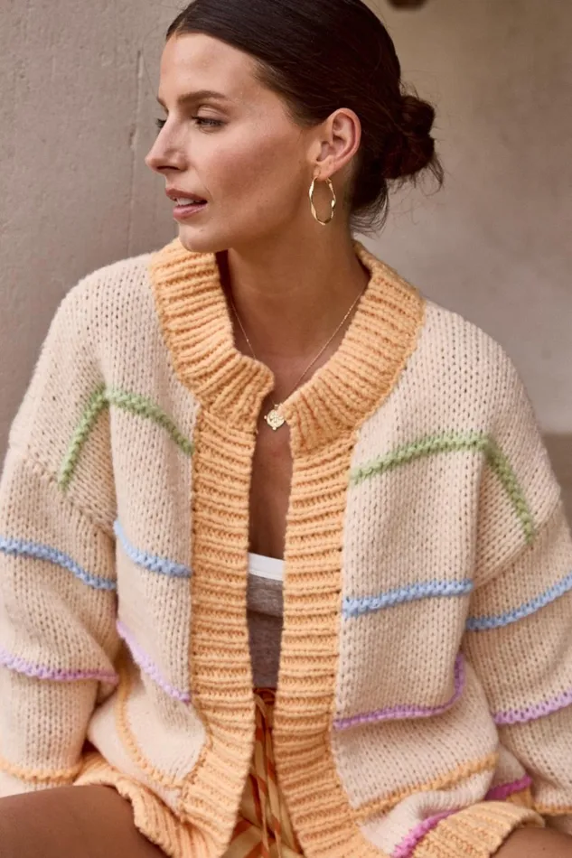 VRG GRL JumpersSweaters Vera Cardigan Apricot 8211 Women VRG GRL JumpersSweaters Vera Cardigan Apricot 8211 Women