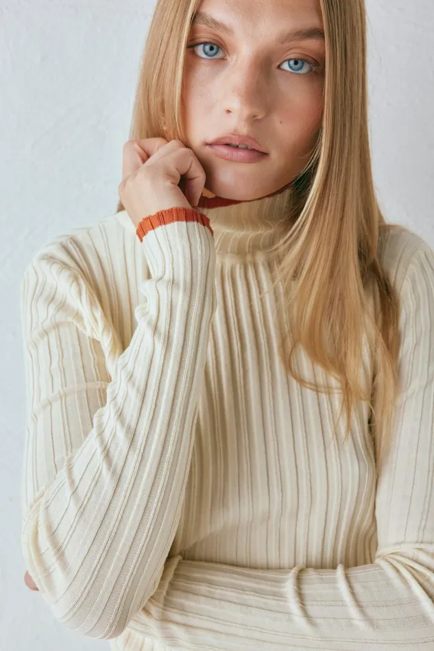 VRG GRL Long Sleeve Devin Knit Skivvy Cream 8211 Women VRG GRL Long Sleeve Devin Knit Skivvy Cream 8211 Women