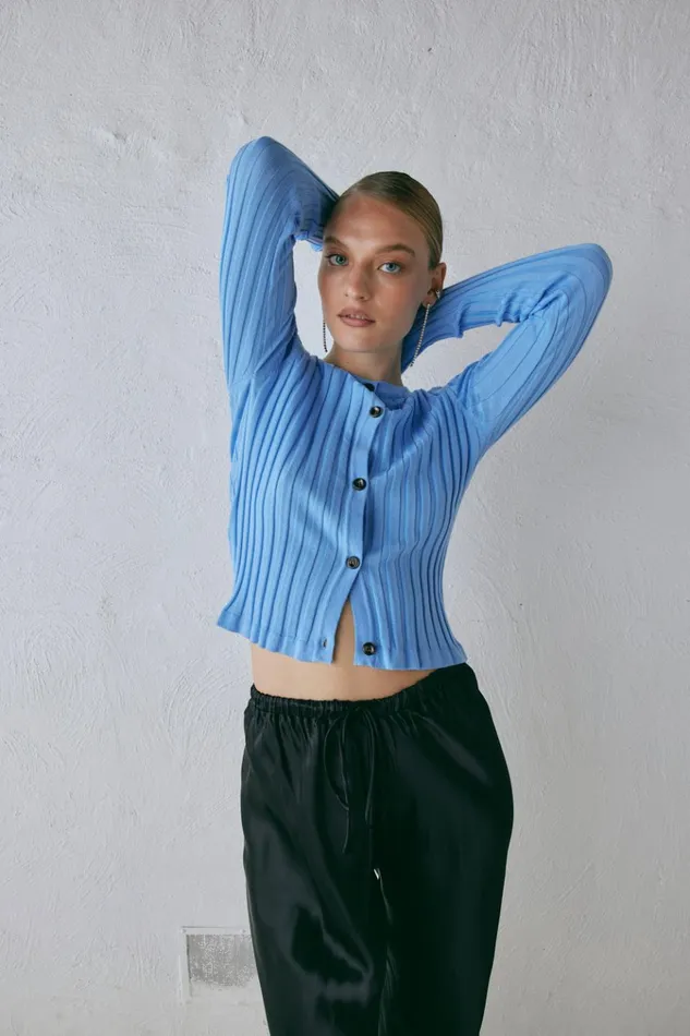 VRG GRL Long Sleeve Hattie Knit Top Blue 8211 Women VRG GRL Long Sleeve Hattie Knit Top Blue 8211 Women