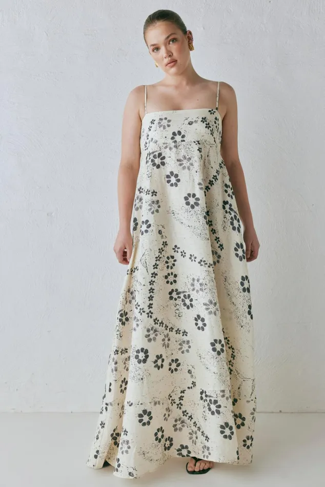 VRG GRL MidiMaxi Dresses Behati Maxi Dress Lace 8211 Women
