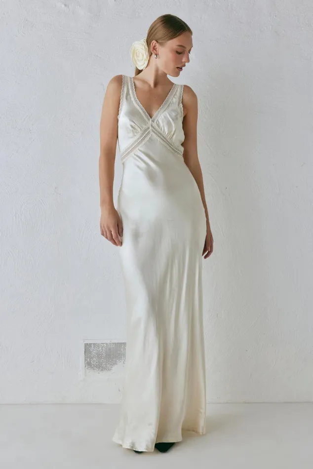 VRG GRL MidiMaxi Dresses Meet Me On The Dance Floor Bias Cut Maxi Dress Cream 8211 Women