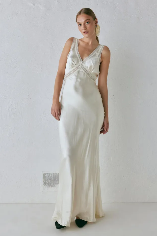 VRG GRL MidiMaxi Dresses Meet Me On The Dance Floor Bias Cut Maxi Dress Cream 8211 Women VRG GRL MidiMaxi Dresses Meet Me On The Dance Floor Bias Cut Maxi Dress Cream 8211 Women