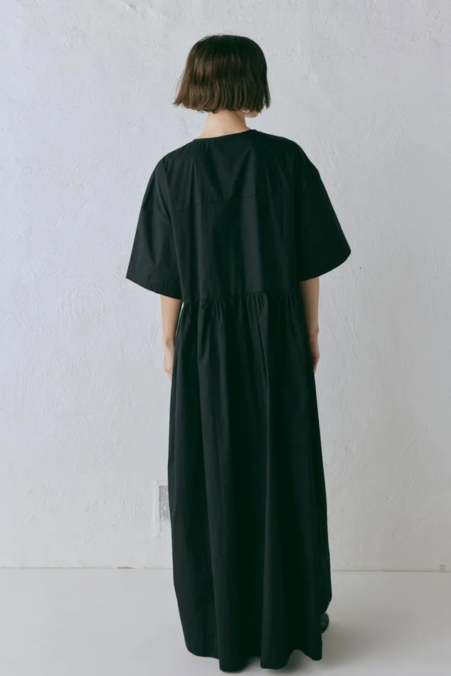 VRG GRL MidiMaxi Dresses Naomi Smock Maxi Dress Black 8211 Women VRG GRL MidiMaxi Dresses Naomi Smock Maxi Dress Black 8211 Women