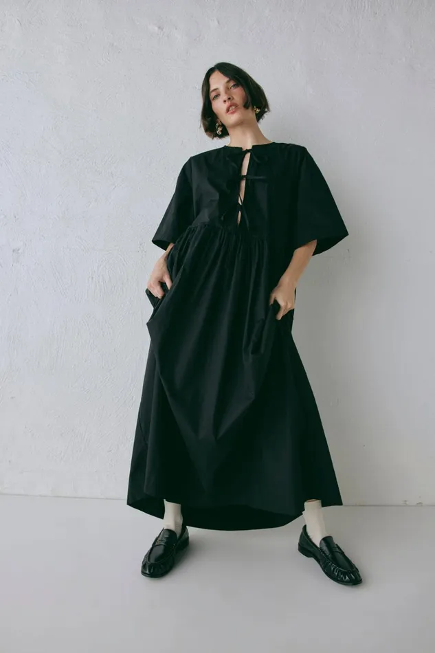 VRG GRL MidiMaxi Dresses Naomi Smock Maxi Dress Black 8211 Women VRG GRL MidiMaxi Dresses Naomi Smock Maxi Dress Black 8211 Women