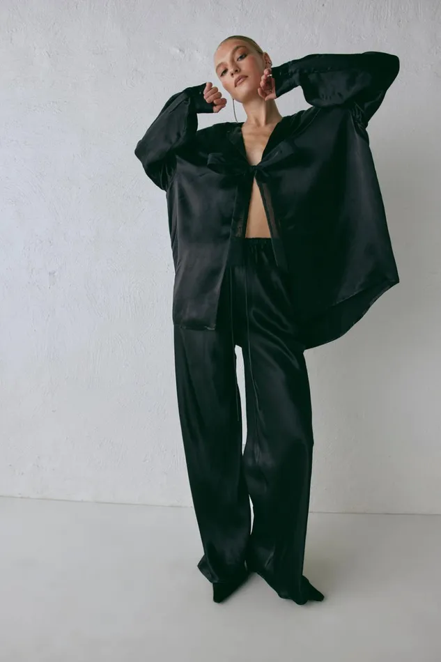 VRG GRL Sets Rae Satin Top Black 8211 Women VRG GRL Sets Rae Satin Top Black 8211 Women