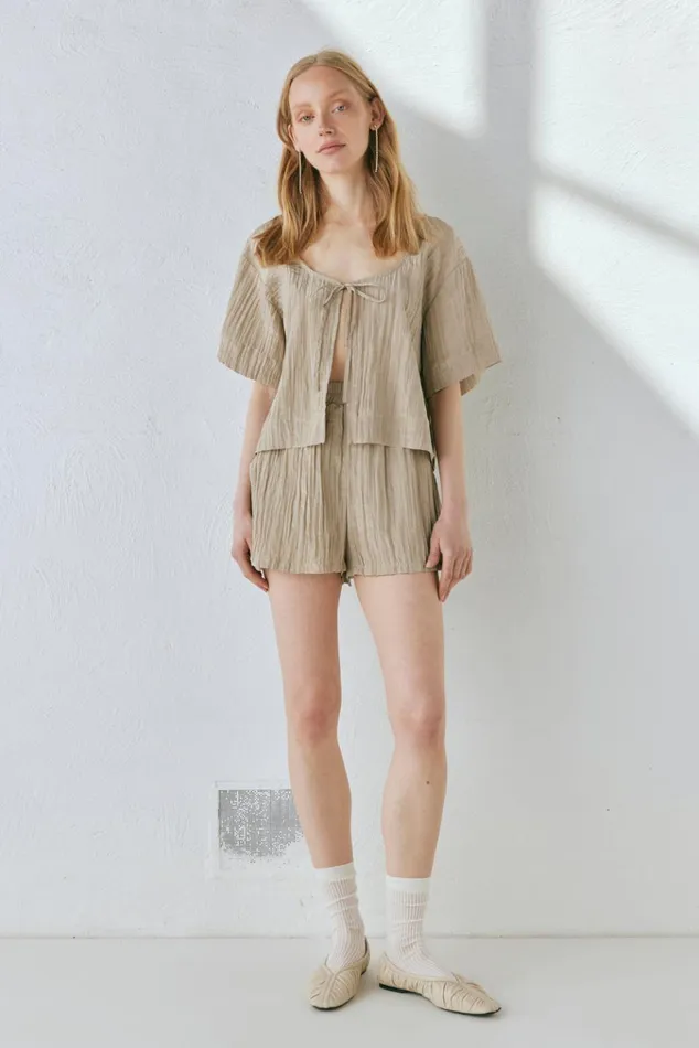 VRG GRL Sets The Sea and I Smock Top Taupe 8211 Women VRG GRL Sets The Sea and I Smock Top Taupe 8211 Women