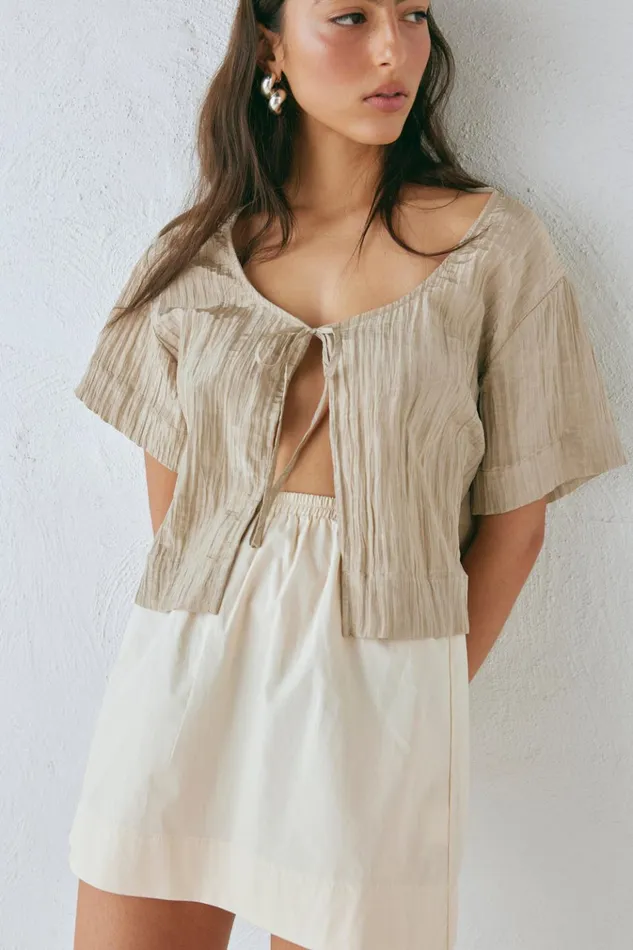 VRG GRL Sets The Sea and I Smock Top Taupe 8211 Women VRG GRL Sets The Sea and I Smock Top Taupe 8211 Women