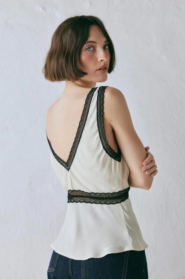VRG GRL Sleeveless Andi Top Cream 8211 Women VRG GRL Sleeveless Andi Top Cream 8211 Women