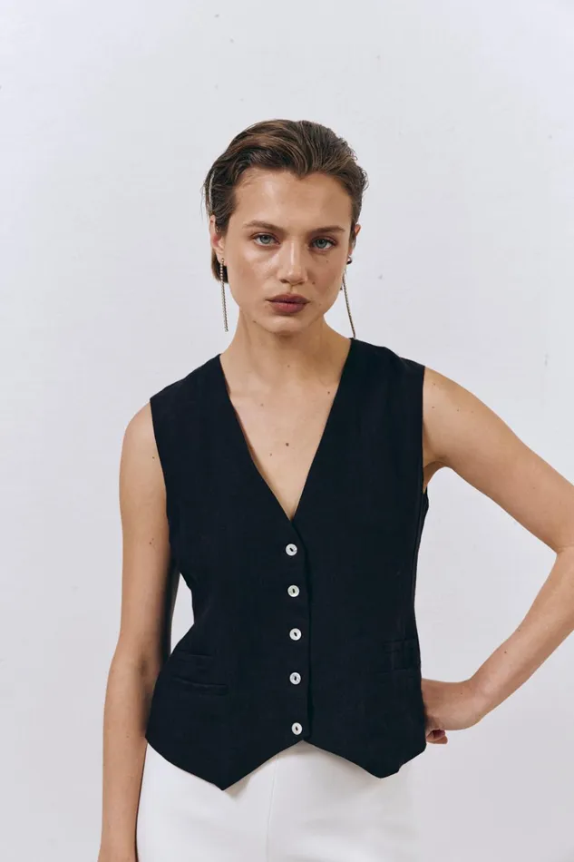 VRG GRL Sleeveless Italian Streets Linen Vest Black 8211 Women
