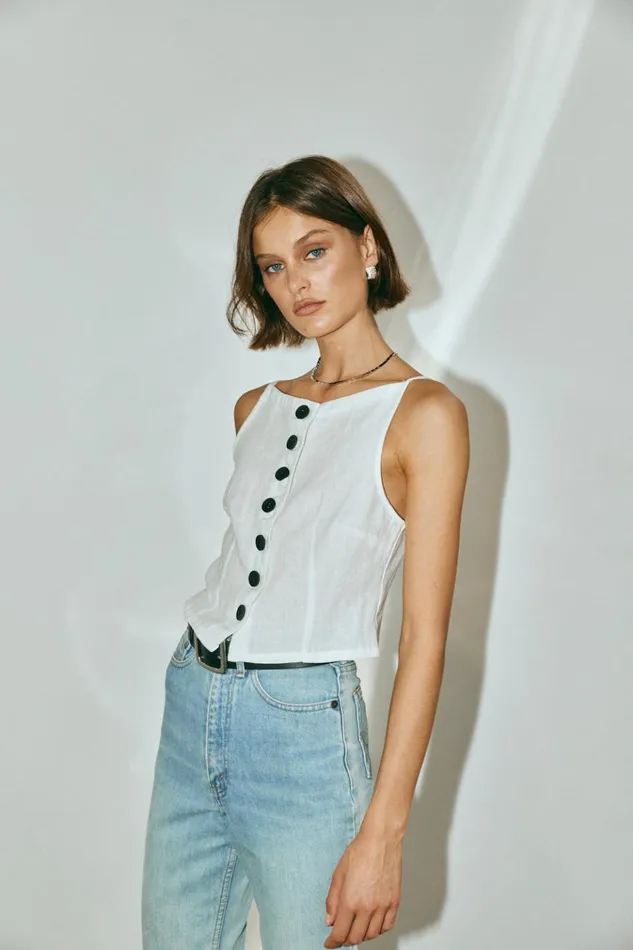 VRG GRL Sleeveless Rumi Linen Top White 8211 Women
