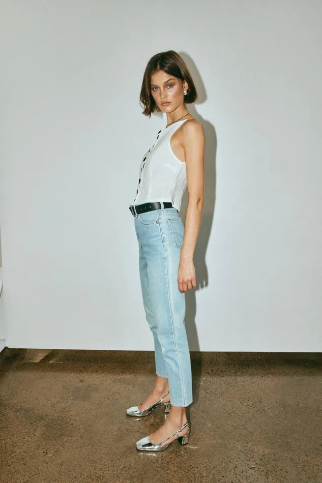 VRG GRL Sleeveless Rumi Linen Top White 8211 Women VRG GRL Sleeveless Rumi Linen Top White 8211 Women