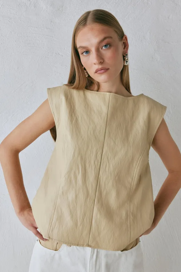 VRG GRL Vests Sutton Vest Butter 8211 Women