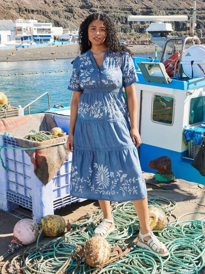 White Stuff DRESSES Isla Embroidered Denim Dress Light Denim 8211 Women White Stuff DRESSES Isla Embroidered Denim Dress Light Denim 8211 Women