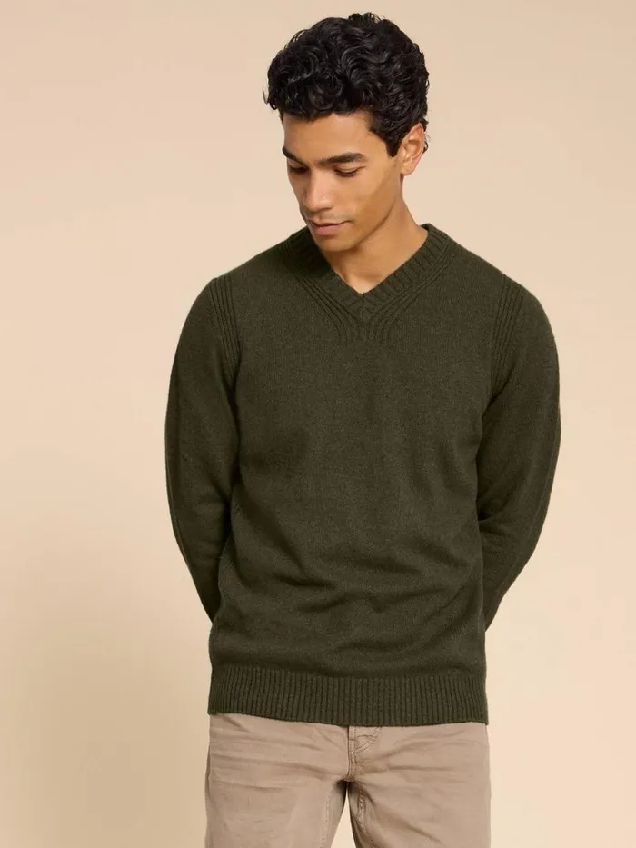 White Stuff KNITWEAR Lambswool V Neck Dark Green 8211 Men White Stuff KNITWEAR Lambswool V Neck Dark Green 8211 Men