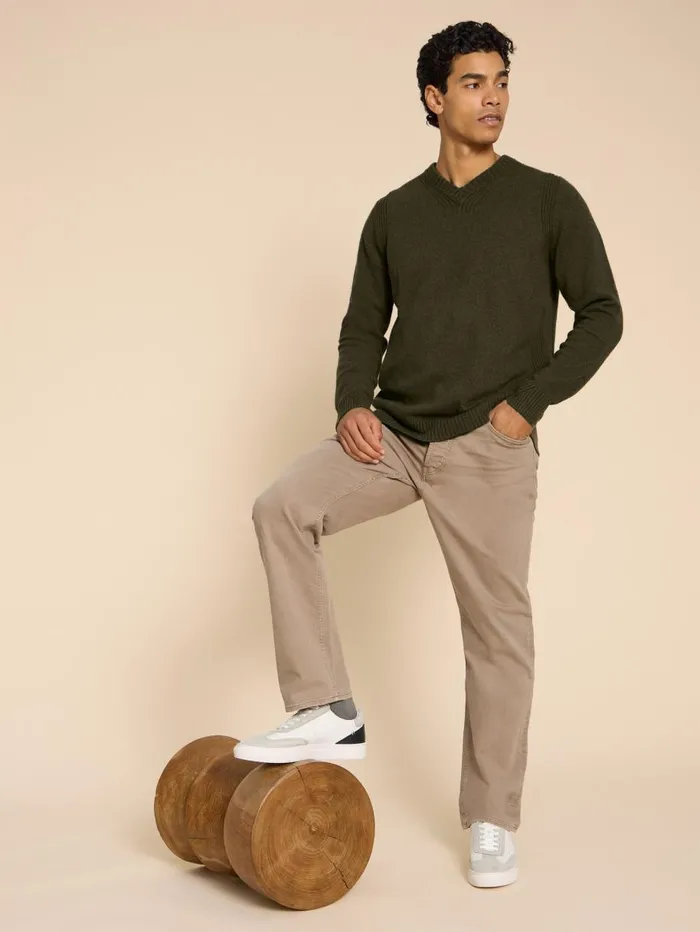 White Stuff KNITWEAR Lambswool V Neck Dark Green 8211 Men White Stuff KNITWEAR Lambswool V Neck Dark Green 8211 Men