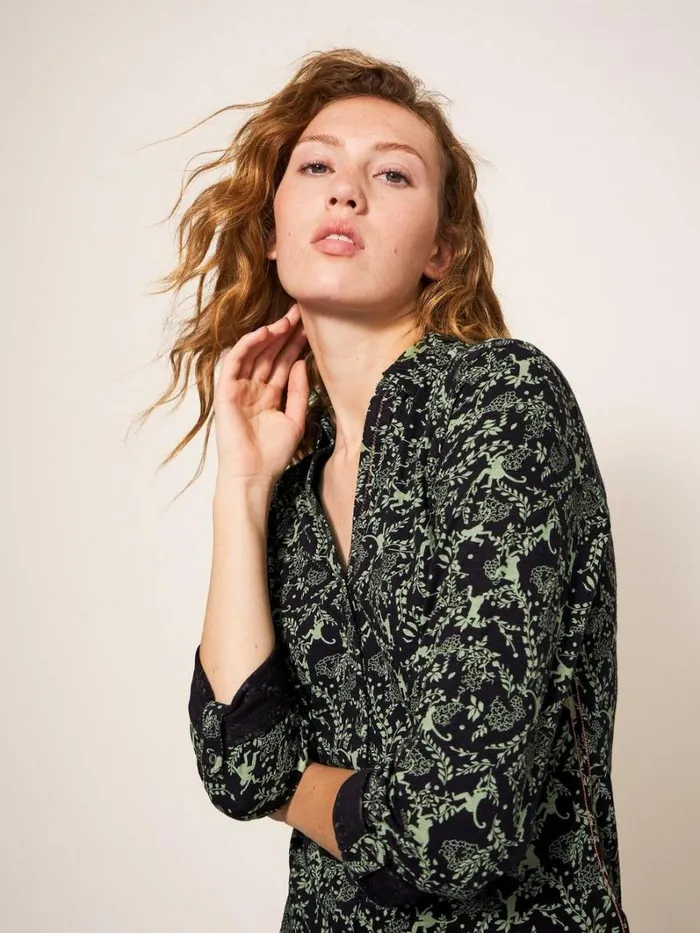 White Stuff SHIRTS and BLOUSES Annie Cotton Jersey Shirt Green Print 8211 Women White Stuff SHIRTS and BLOUSES Annie Cotton Jersey Shirt Green Print 8211 Women