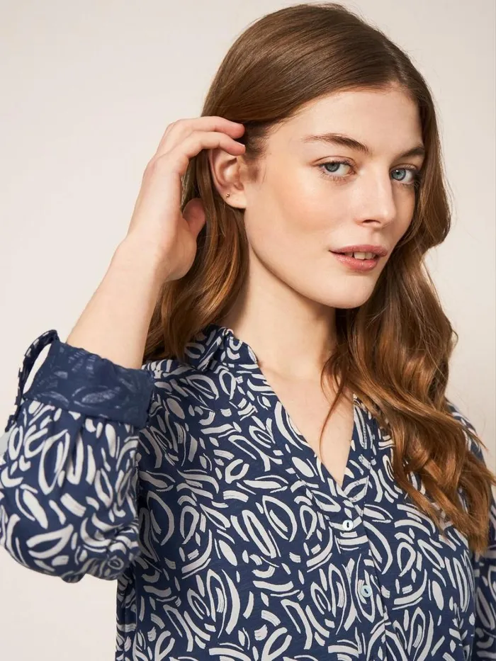 White Stuff SHIRTS and BLOUSES Annie Print Jersey Shirt Navy Print 8211 Women White Stuff SHIRTS and BLOUSES Annie Print Jersey Shirt Navy Print 8211 Women